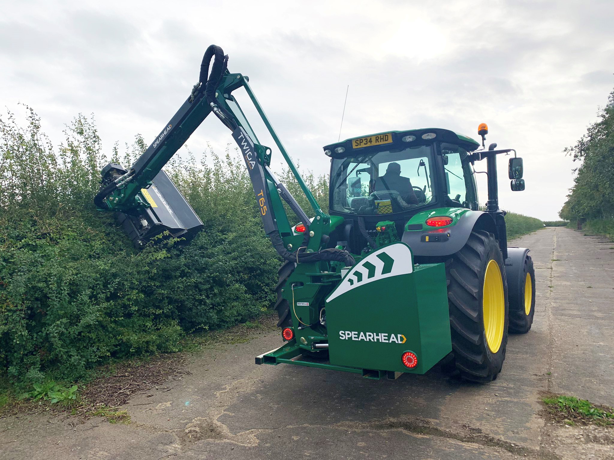 『 Twiga 4 and birds 』 by Mwamedi 59*59cm Twiga Compact Reach Mower - Spearhead Machinery